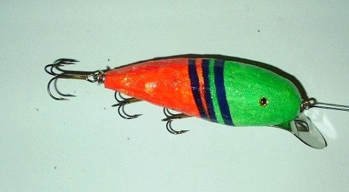 Hand Carved Fishing Lures: M10324 Wood Carvings 