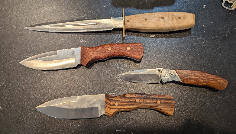 Great Lakes Custom Knives  Wood Carvings 